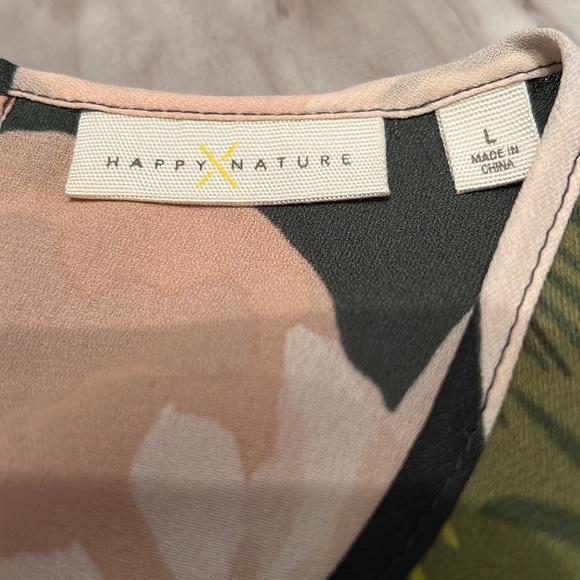 Happy X Nature Floral Flutter Sleeve Blouse - Picture 12 of 12